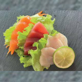 SASHIMI LOVE