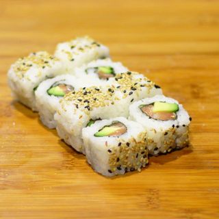 Strawberry Uramaki 8 peças 