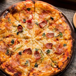 Пица Теона (600г)