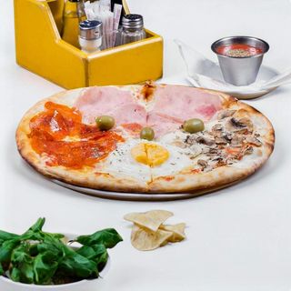 Pizza Quattro Stagioni velika+ Coca Cola