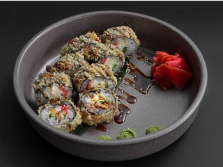 Рол теплий з вугрем (300г)