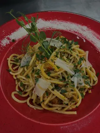 SPAGHETTI AGLIO OLIO
