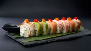 რეინბოუ როლი