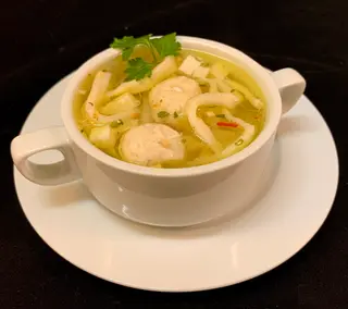Бульйон курячий з домашньою локшиною (350г)