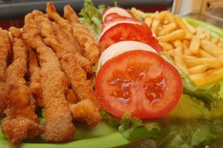 Pileća korpa porcija