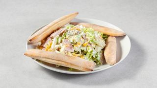 Sałatka 1 + pieczywo GRATIS