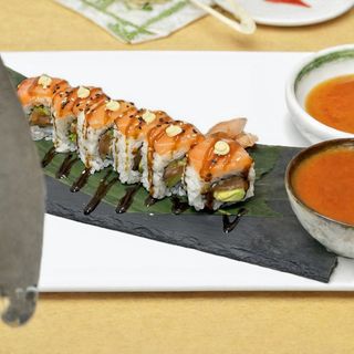 -A30-Uramaki salmón roll (8 uds.)
