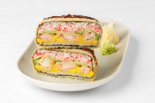 BURGER CU CREVETI TEMPURA