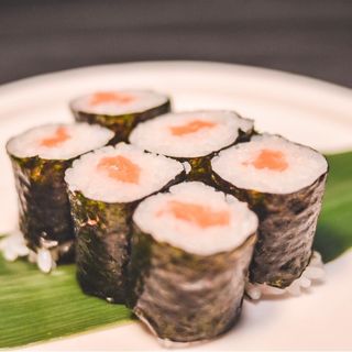 Hosomaki Salmone