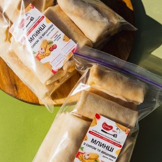 Млинці з сиром та вишнями ГЛОВО 1 кг