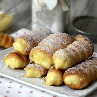 Caja Cannolis - 8 unidades