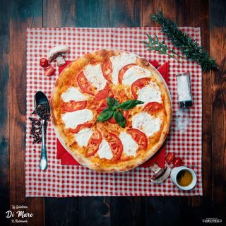 Pizza Caprese