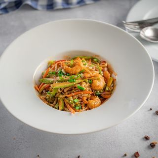 Лапша с креветками