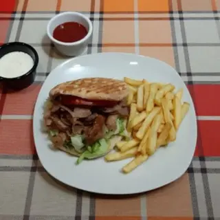 Menú Döner Kebab Papas