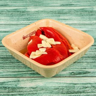 Salată de ardei copți