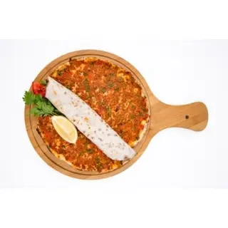 Pizza Turca Ternera Con Patatas Dentro