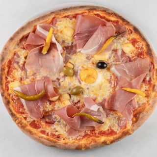 Pizza Pršut