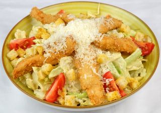 Цезар с хрупкаво пиле