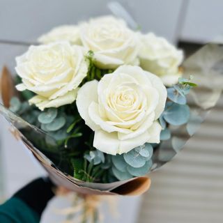 Ramo de 18 rosas Blancas