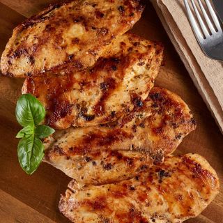 Piept de pui la gratar