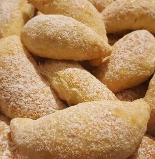 Cornulete salon cu nuca - 200g