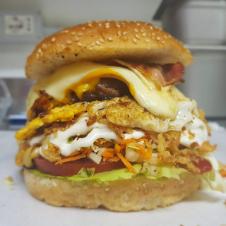 Hamburguesa Callejera Venezolana 