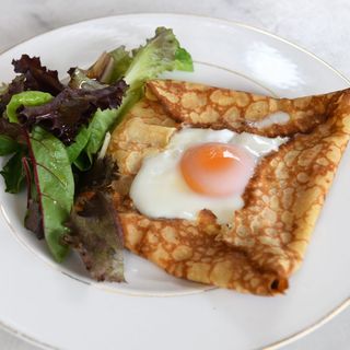 Crepe de Jamón, queso y huevo