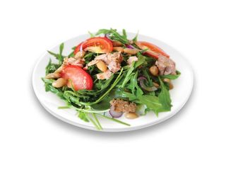 Салат с тунцом