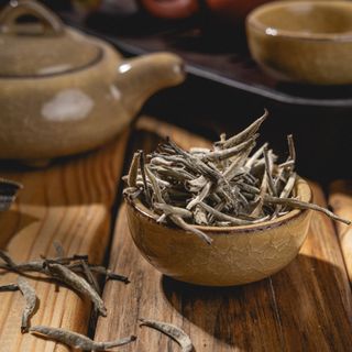 თეთრი ჩაი ვერცხლის ნემსები 100გრ