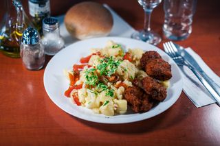 Salata orientala cu Chiftele de legume