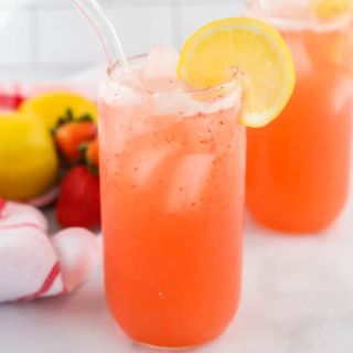 Lemoniada z truskawkowa