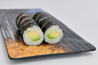 Маки с авокадо 8бр