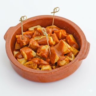 Papas Bravas Azules Con Topping De Ahumados (Ración)