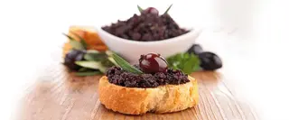 Bruschetta con crema d'olive