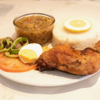 Yassa De Pollo