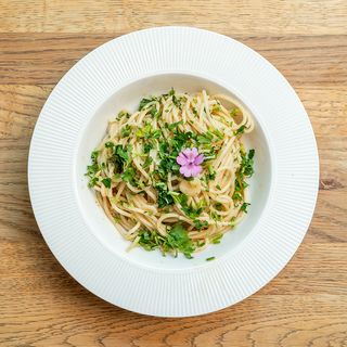 Spaghetti In Crema Aglio ollio