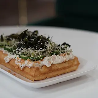  Gofr wytrawny "nie-tuńczyk" & wakame