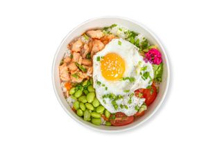 NINJA BOWL - GRILLOWANY ŁOSOŚ Z JAJKIEM