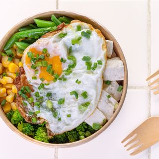 ტოფუს პოკე კვერცხით