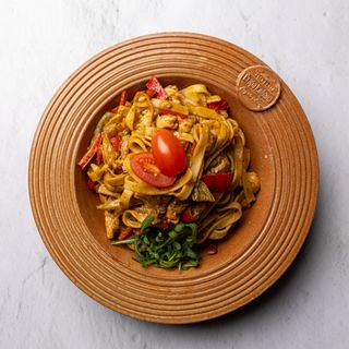 Taljatele sa piletinom i povrćem