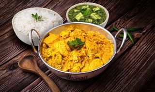 Bowl Chicken Korma con arroz
