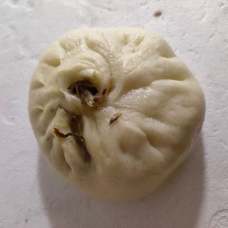 Baozi di maiale con senape sott'aceto