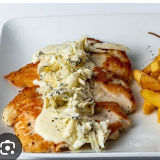 Pileći file u umaku od gorgonzole