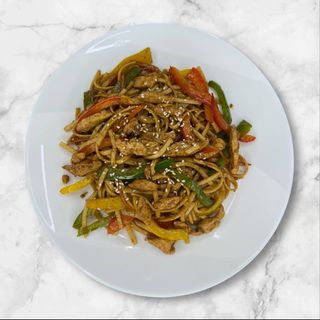 Удон с устричным соусом курица