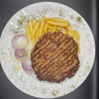 Pljeskavica sa lukom 300 gr