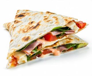 Cotto, fontina, pomodoro, insalata e salsa rosa