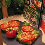 Avocado Toast with Cherry Tomatoes