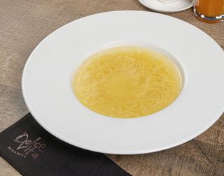 Бульон с тонкой вермишелью (300 гр.)