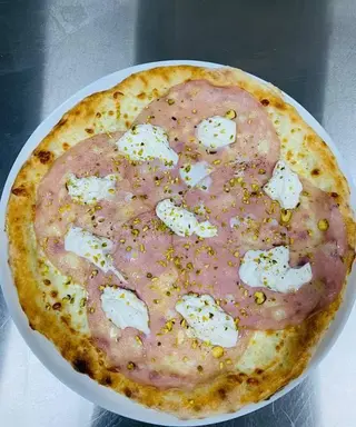 Pizza Mortazza 30 Cm.
