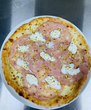 Pizza Mortazza 30 Cm.
